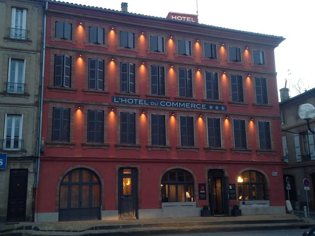 Hotel Du Commerce Монтобан Екстериор снимка